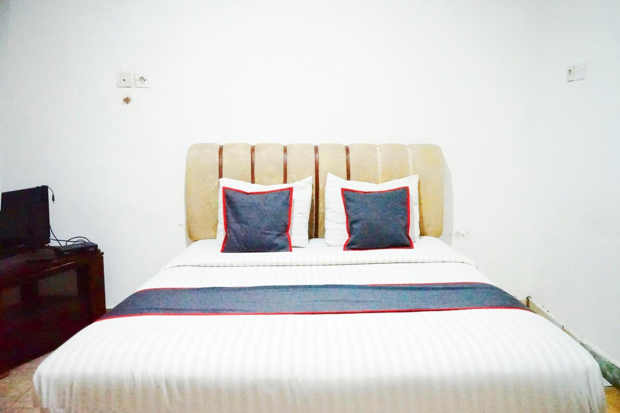 Hotel O Padang City Center Near Pantai Padang Formerly Hotel Siti Nurbaya Εξωτερικό φωτογραφία