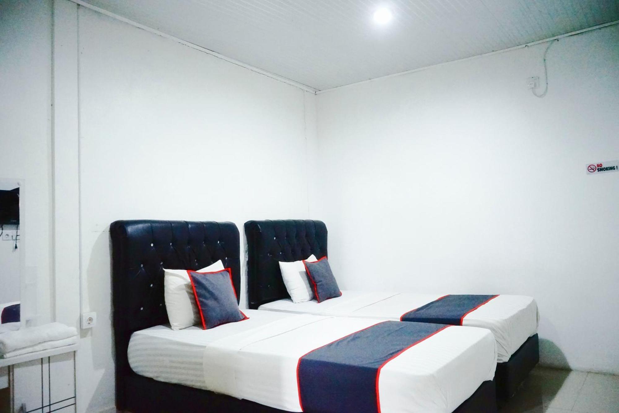 Hotel O Padang City Center Near Pantai Padang Formerly Hotel Siti Nurbaya Εξωτερικό φωτογραφία