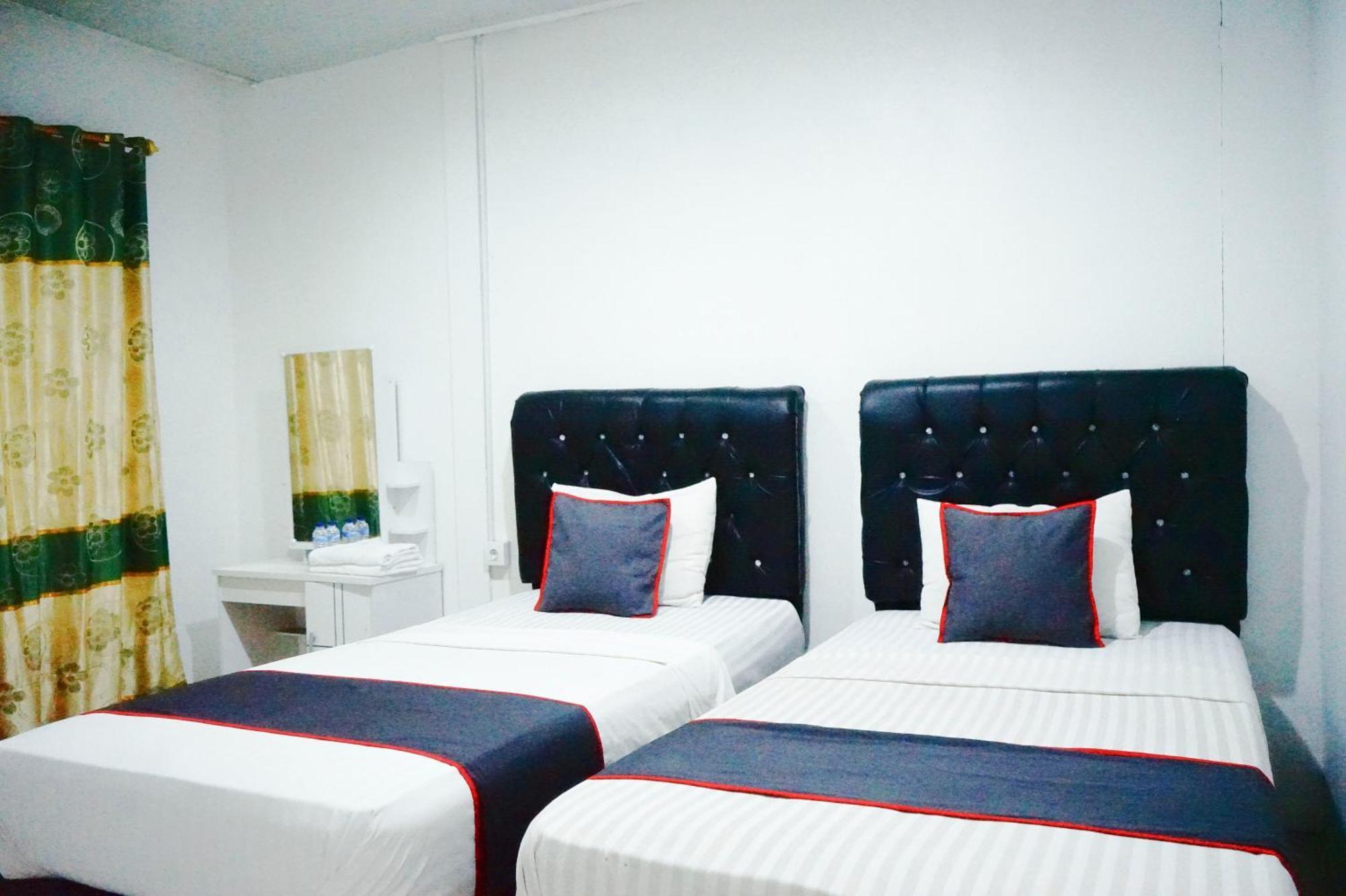 Hotel O Padang City Center Near Pantai Padang Formerly Hotel Siti Nurbaya Εξωτερικό φωτογραφία