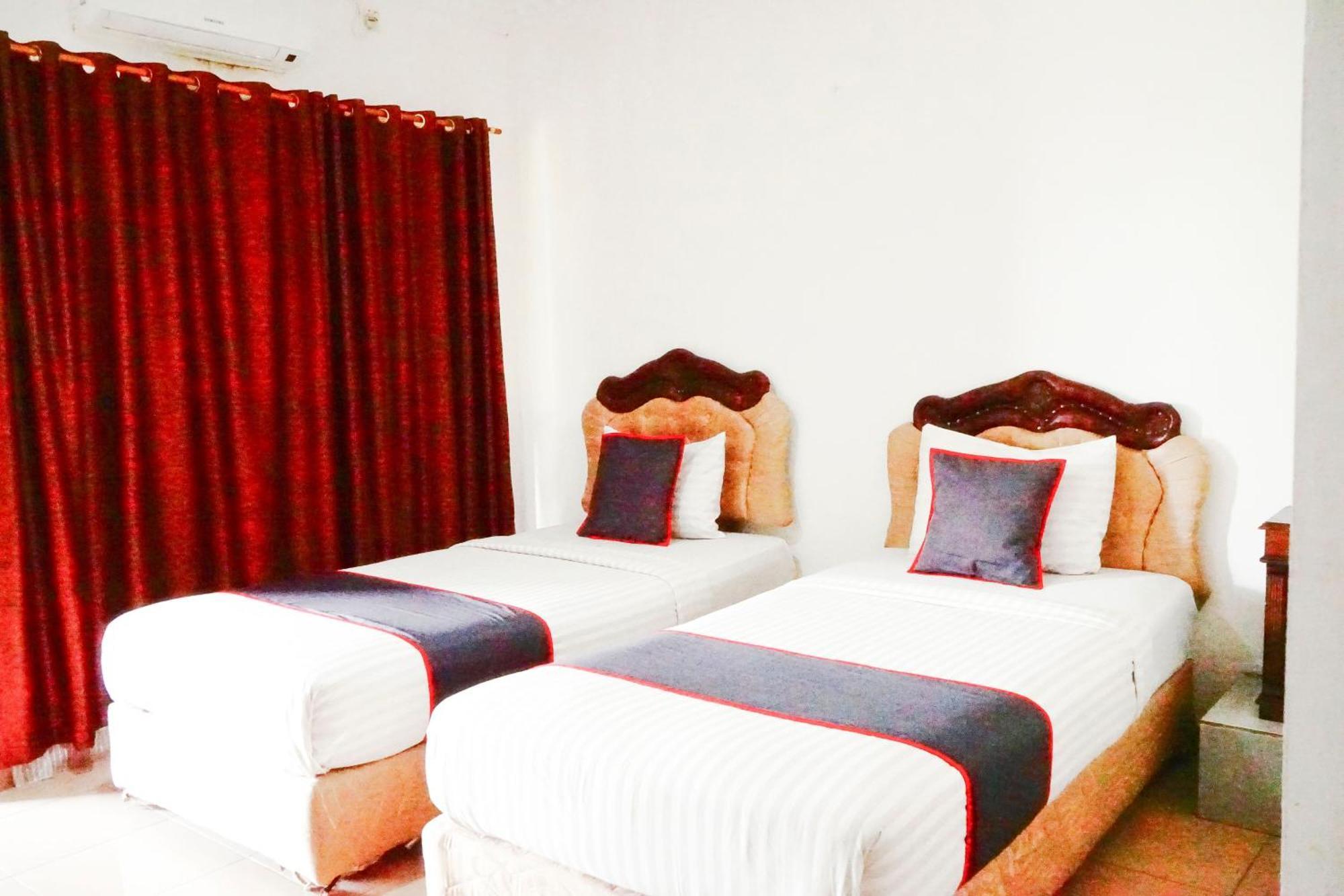 Hotel O Padang City Center Near Pantai Padang Formerly Hotel Siti Nurbaya Εξωτερικό φωτογραφία