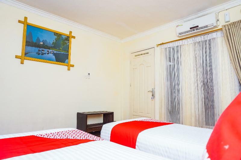 Hotel O Padang City Center Near Pantai Padang Formerly Hotel Siti Nurbaya Εξωτερικό φωτογραφία